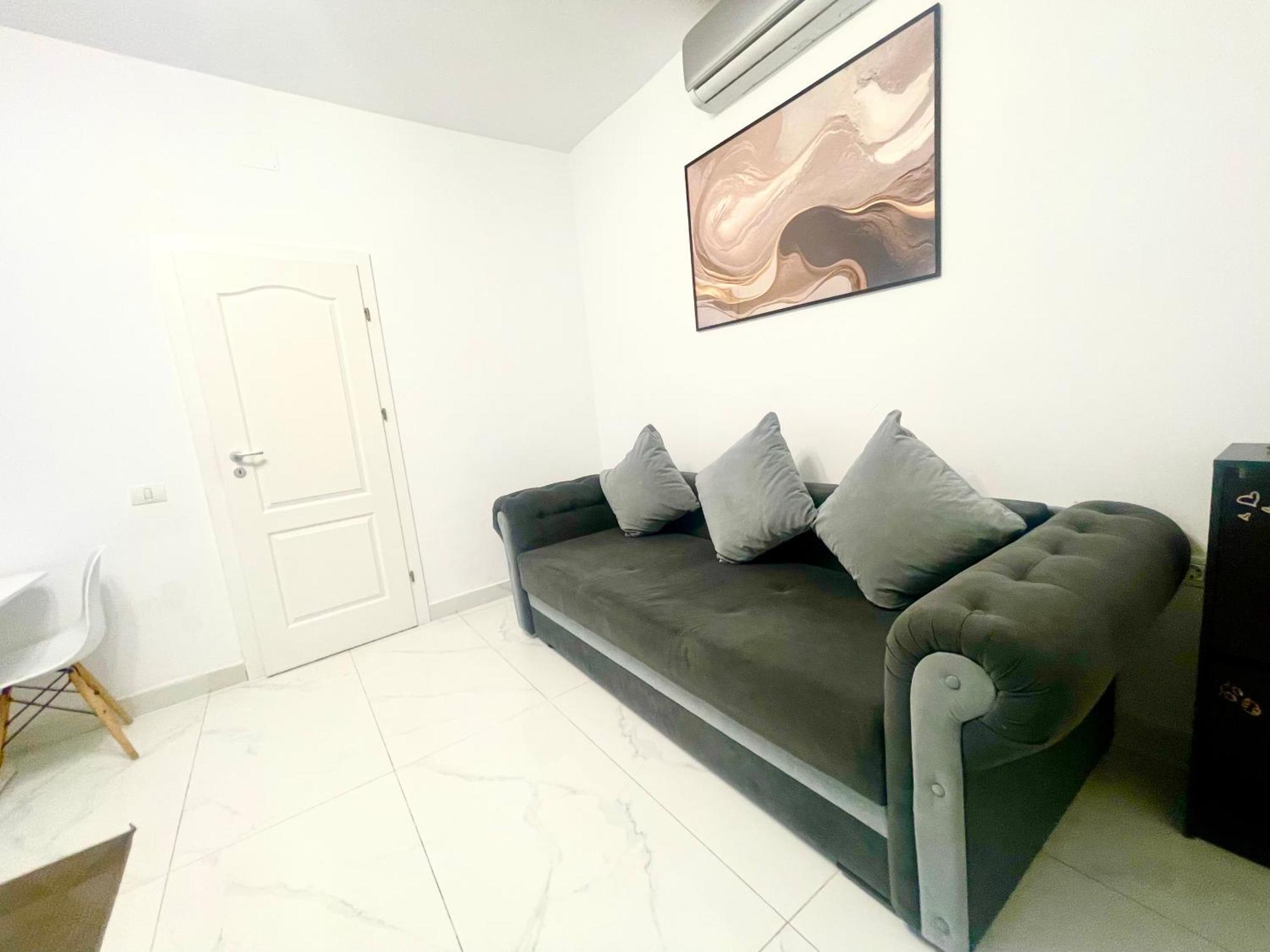 Apartment Bliss 1 *